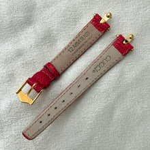 Load image into Gallery viewer, VINTAGE GUCCI INTERCHANGEABLE LEATHER WATCH