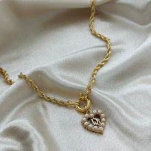 Load image into Gallery viewer, DIOR LUNA ROUND CLASP CHOKER NECKLACE