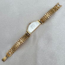 Load image into Gallery viewer, VINTAGE SEIKO WATCH
