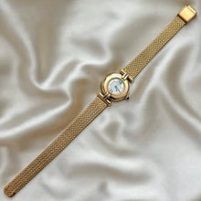 Load image into Gallery viewer, VINTAGE CARTIER WATCH - WITH EXTRA STRAP
