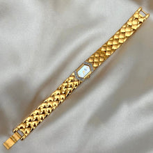 Load image into Gallery viewer, VINTAGE CITIZEN DIAMOND MOTHER-OF-PEARL WATCH
