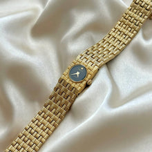 Load image into Gallery viewer, VINTAGE SEIKO DAINTY WATCH

