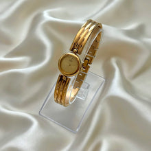 Load image into Gallery viewer, VINTAGE SEIKO DAINTY WATCH
