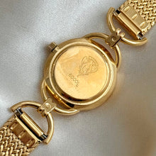 Load image into Gallery viewer, VINTAGE GUCCI WATCH
