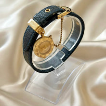 Load image into Gallery viewer, VINTAGE SEIKO BLUE LEATHER WATCH
