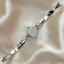 Load image into Gallery viewer, VINTAGE SEIKO DIAMOND DAINTY SILVER WATCH
