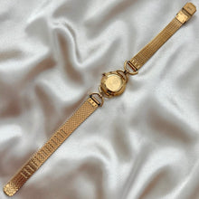 Load image into Gallery viewer, VINTAGE GUCCI WATCH

