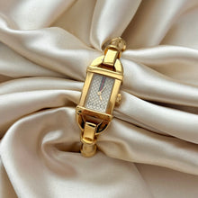 Load image into Gallery viewer, VINTAGE GUCCI WATCH
