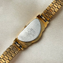 Load image into Gallery viewer, VINTAGE SEIKO WATCH
