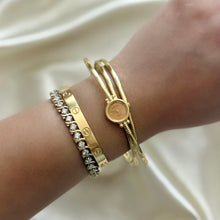 Load image into Gallery viewer, VINTAGE SEIKO DAINTY BANGLE WATCH
