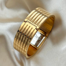 Load image into Gallery viewer, VINTAGE DOLCE &amp; GABANNA DIAMOND HIDDEN WATCH
