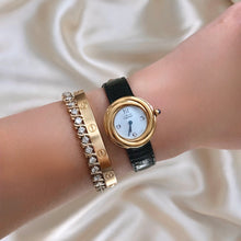 Load image into Gallery viewer, VINTAGE CARTIER GREEN LEATHER WATCH
