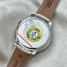 Load image into Gallery viewer, VINTAGE FENDI LEATHER WATCH
