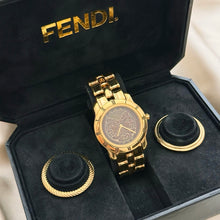 Load image into Gallery viewer, VINTAGE FENDI INTERCHANGEABLE BEZEL WATCH
