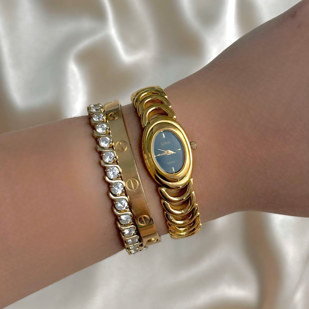 VINTAGE SULTAN DOUBLE-LOOP WATCH
