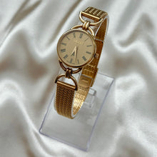 Load image into Gallery viewer, VINTAGE GUCCI WATCH
