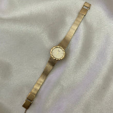 Load image into Gallery viewer, VINTAGE SEIKO WATCH
