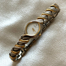 Load image into Gallery viewer, VINTAGE SEIKO TWO-TONE WATCH
