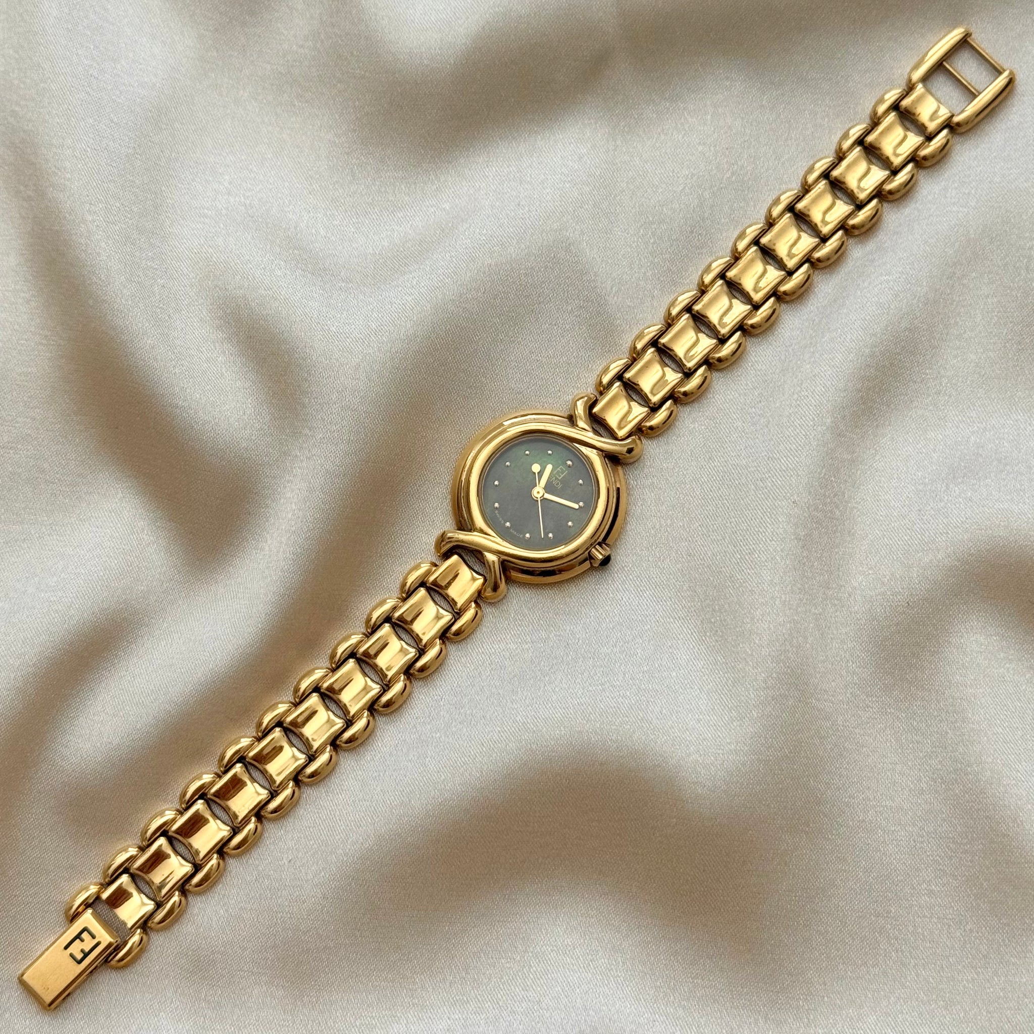 VINTAGE FENDI BLACK MOTHER-OF-PEARL WATCH – Panahon Designs display picture 1