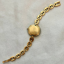 Load image into Gallery viewer, VINTAGE GUCCI WATCH
