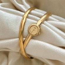 Load image into Gallery viewer, VINTAGE SEIKO DAINTY BANGLE WATCH
