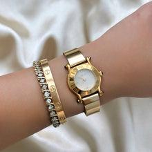 Load image into Gallery viewer, VINTAGE GUCCI WATCH
