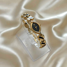 Load image into Gallery viewer, VINTAGE CITIZEN ONYX DAINTY WATCH
