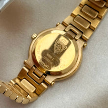 Load image into Gallery viewer, VINTAGE GUCCI DIAMOND &amp; MOTHER-OF-PEARL WATCH
