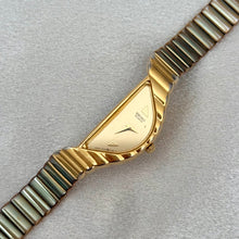 Load image into Gallery viewer, VINTAGE SEIKO WATCH
