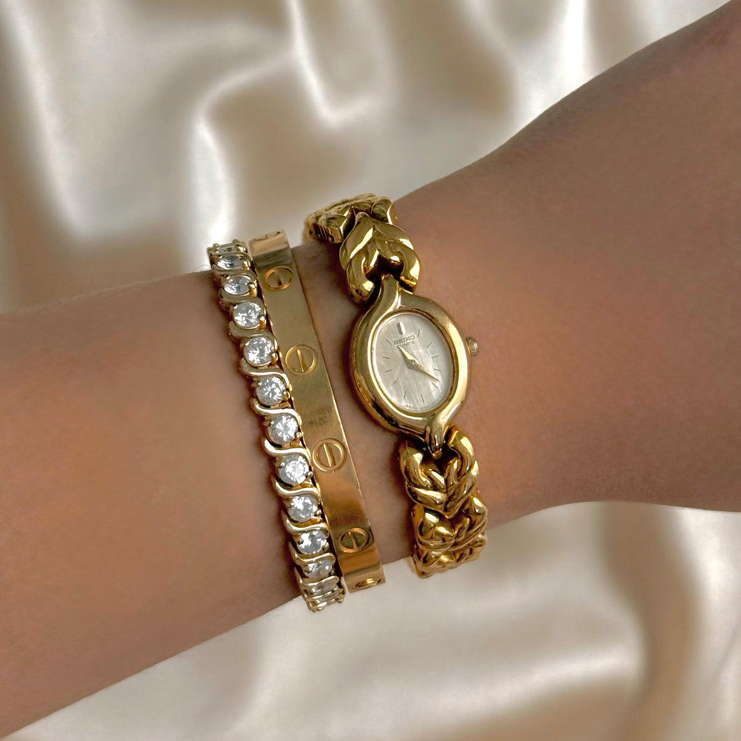 VINTAGE SEIKO MOTHER-OF-PEARL WATCH