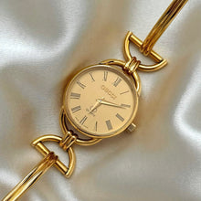 Load image into Gallery viewer, VINTAGE GUCCI WATCH
