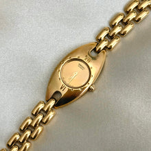 Load image into Gallery viewer, VINTAGE SEIKO DAINTY WATCH
