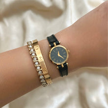 Load image into Gallery viewer, VINTAGE GUCCI BLACK LEATHER WATCH
