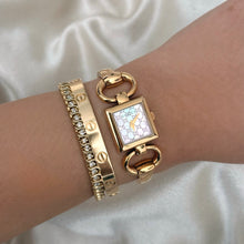 Load image into Gallery viewer, VINTAGE GUCCI IRIDESCENT DIAL WATCH
