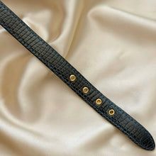 Load image into Gallery viewer, VINTAGE SEIKO BLUE LEATHER WATCH
