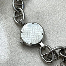 Load image into Gallery viewer, VINTAGE GUCCI WATCH
