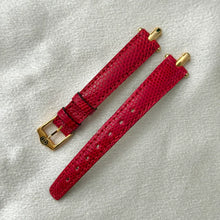 Load image into Gallery viewer, VINTAGE GUCCI INTERCHANGEABLE LEATHER WATCH
