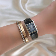 Load image into Gallery viewer, VINTAGE CARTIER BLACK LEATHER WATCH
