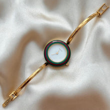 Load image into Gallery viewer, VINTAGE GUCCI INTERCHANGEABLE BEZEL WATCH (12 BEZELS)
