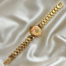 Load image into Gallery viewer, VINTAGE FENDI WATCH
