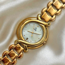 Load image into Gallery viewer, VINTAGE FENDI MOTHER-OF-PEARL WATCH
