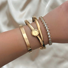 Load image into Gallery viewer, VINTAGE SEIKO DAINTY BANGLE WATCH
