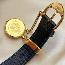 Load image into Gallery viewer, VINTAGE SEIKO BLUE LEATHER WATCH
