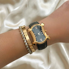 Load image into Gallery viewer, VINTAGE CELINE BLACK LEATHER WATCH
