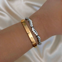 Load image into Gallery viewer, SIGNATURE TENNIS BRACELET STACKERS
