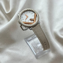 Load image into Gallery viewer, VINTAGE FENDI LEATHER WATCH
