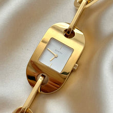 Load image into Gallery viewer, VINTAGE GUCCI CHAIN WATCH
