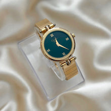 Load image into Gallery viewer, VINTAGE DIOR WATCH
