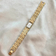 Load image into Gallery viewer, VINTAGE CITIZEN DIAMOND MOTHER-OF-PEARL WATCH
