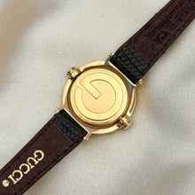 Load image into Gallery viewer, VINTAGE GUCCI BLACK LEATHER WATCH
